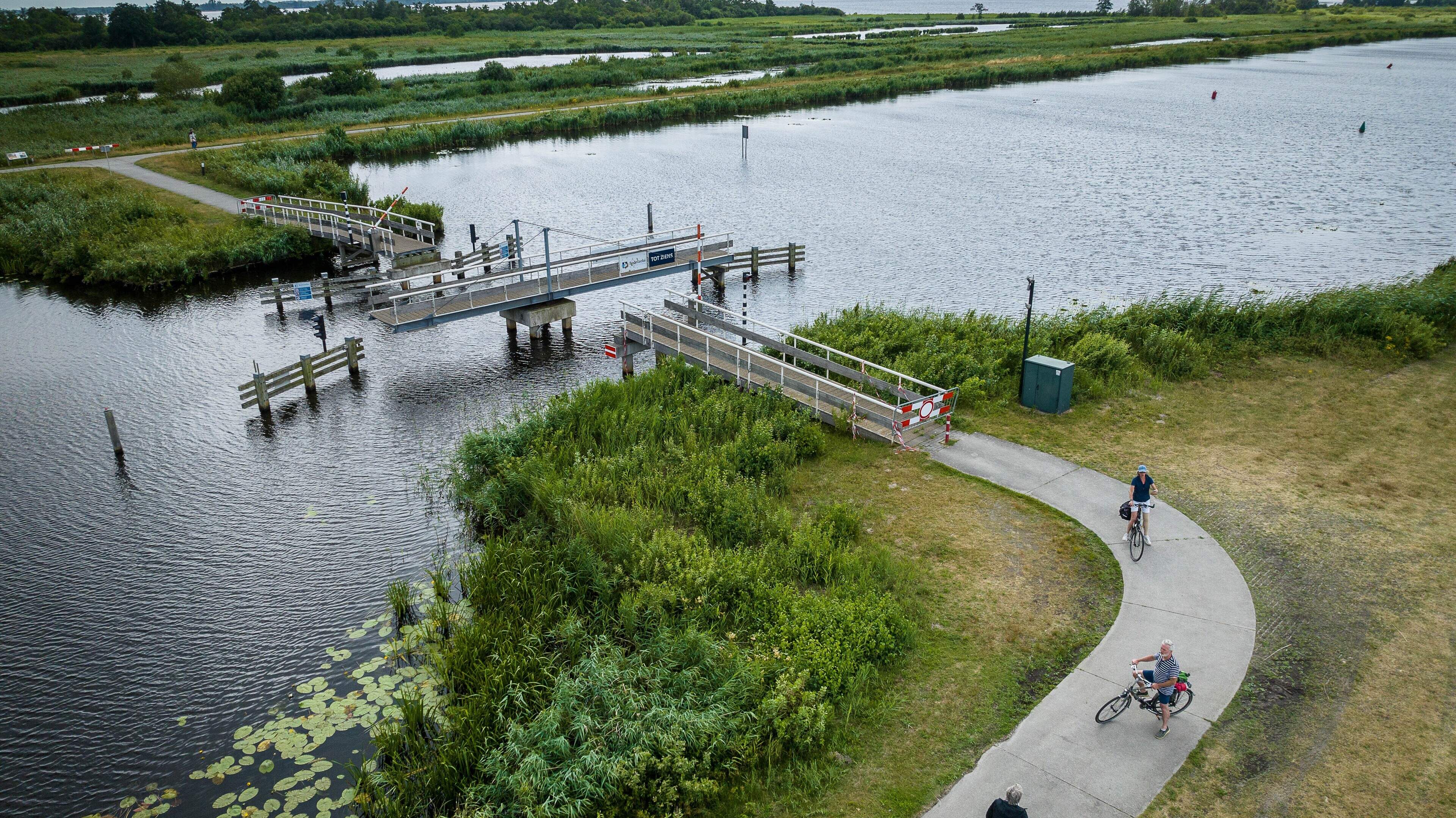 Bodelaekebrug al twee weekenden in storing, maar maandag weer in de fietsstand